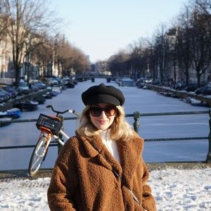 Meet your Posher, Sarah